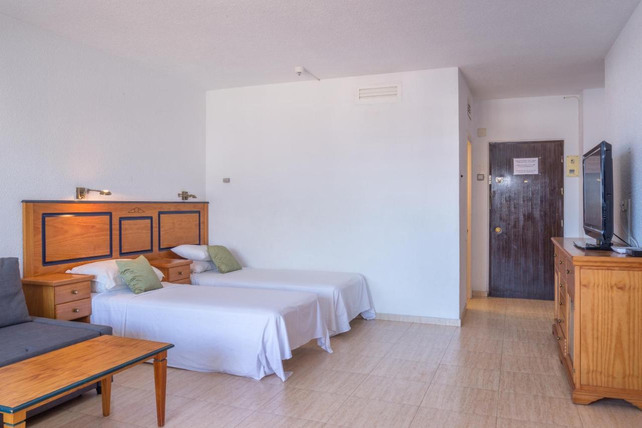 Pyr Aparthotel Studio Fuengirola Bagian luar foto